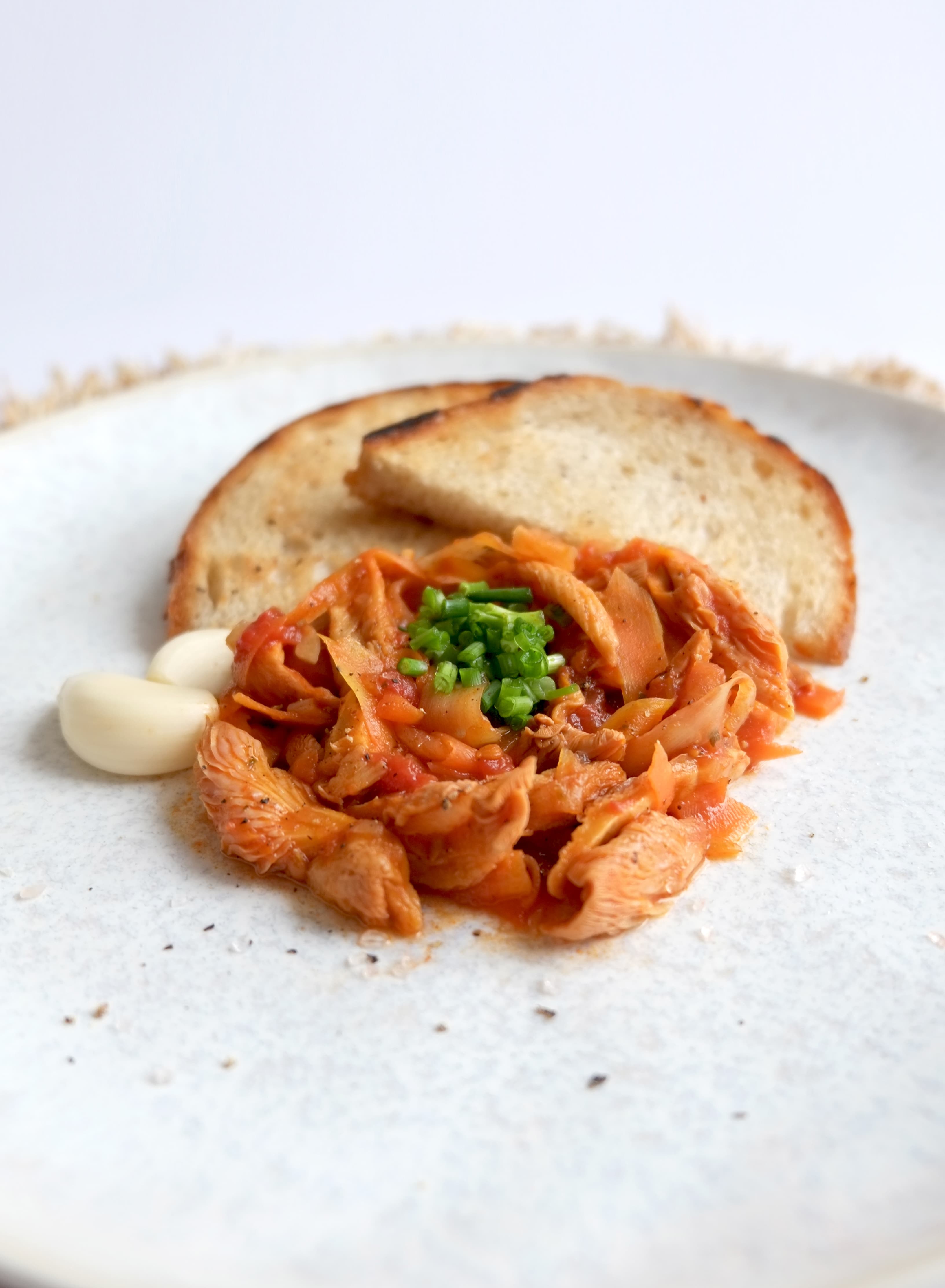 REZANCE Z HLIVY RUŽOVEJ A KOREŇOVEJ ZELENINY